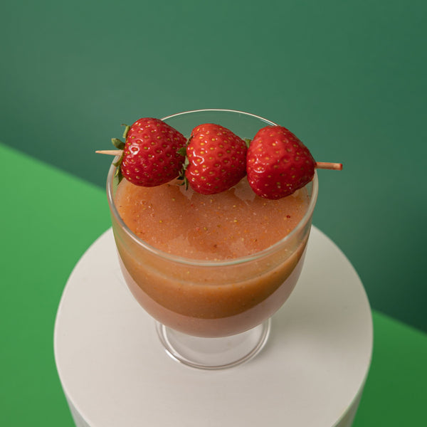 Gefriergetrockneter Mango-Beeren-Cocktail „Nomic“
